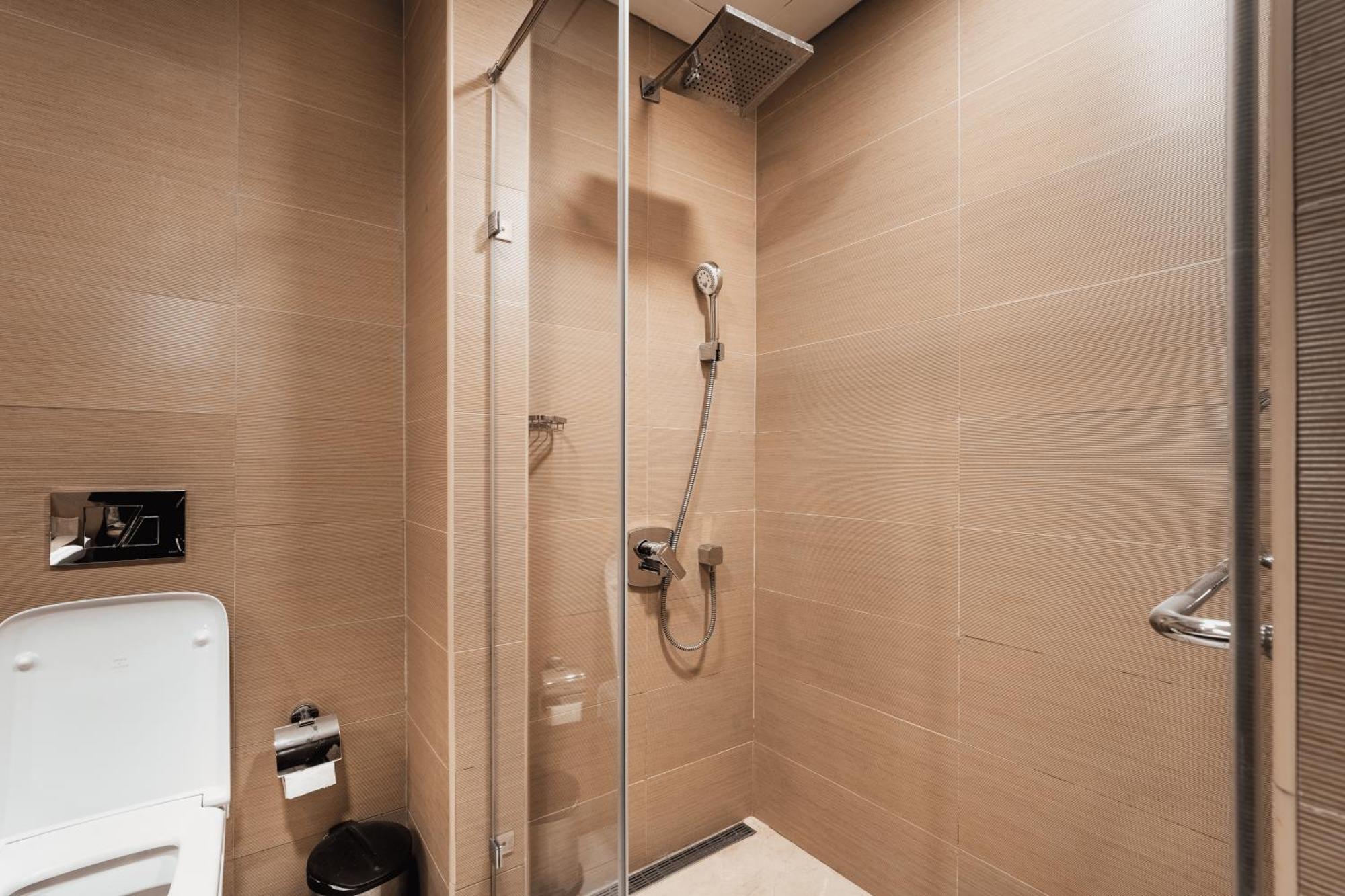 Izzzi - One Bedroom Apartment, Sparkle Tower Apartamento Dubai