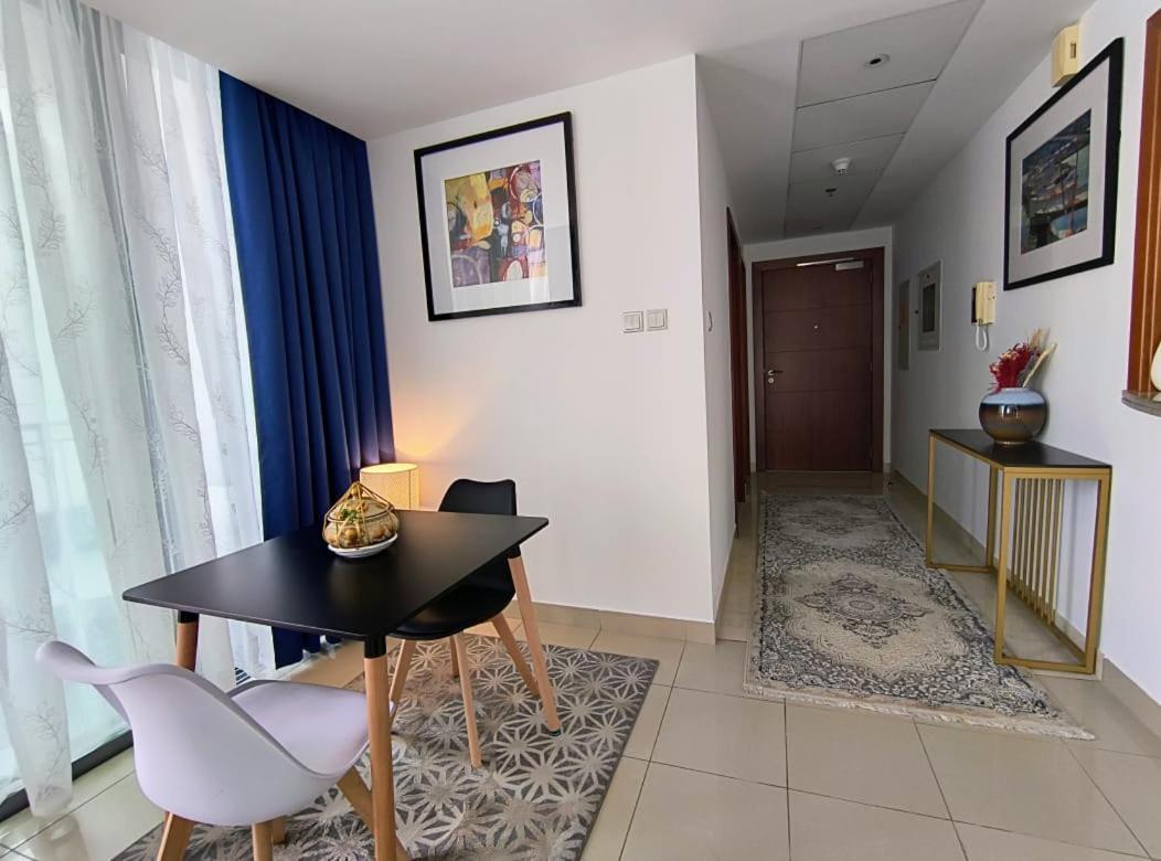 Appartement Trinity Homes - Standpoint Tower Downtown