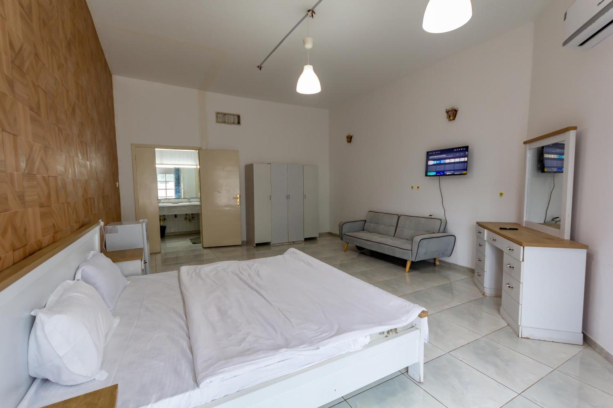 Hospedagem domiciliar Relaxing Private In Compound Housing Near Burj Alarab 124 Dubai