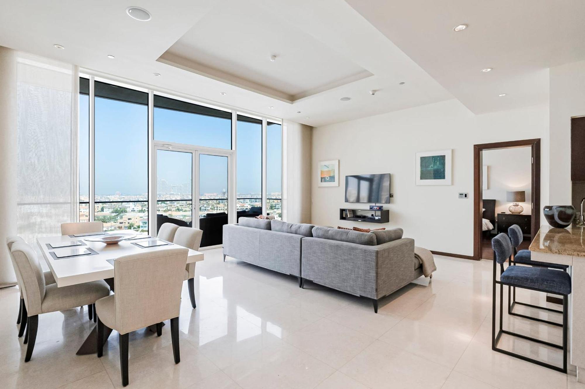 2 Bd Tiara Palm Views, & Pool, Amazing Views Of The Palm Dubái