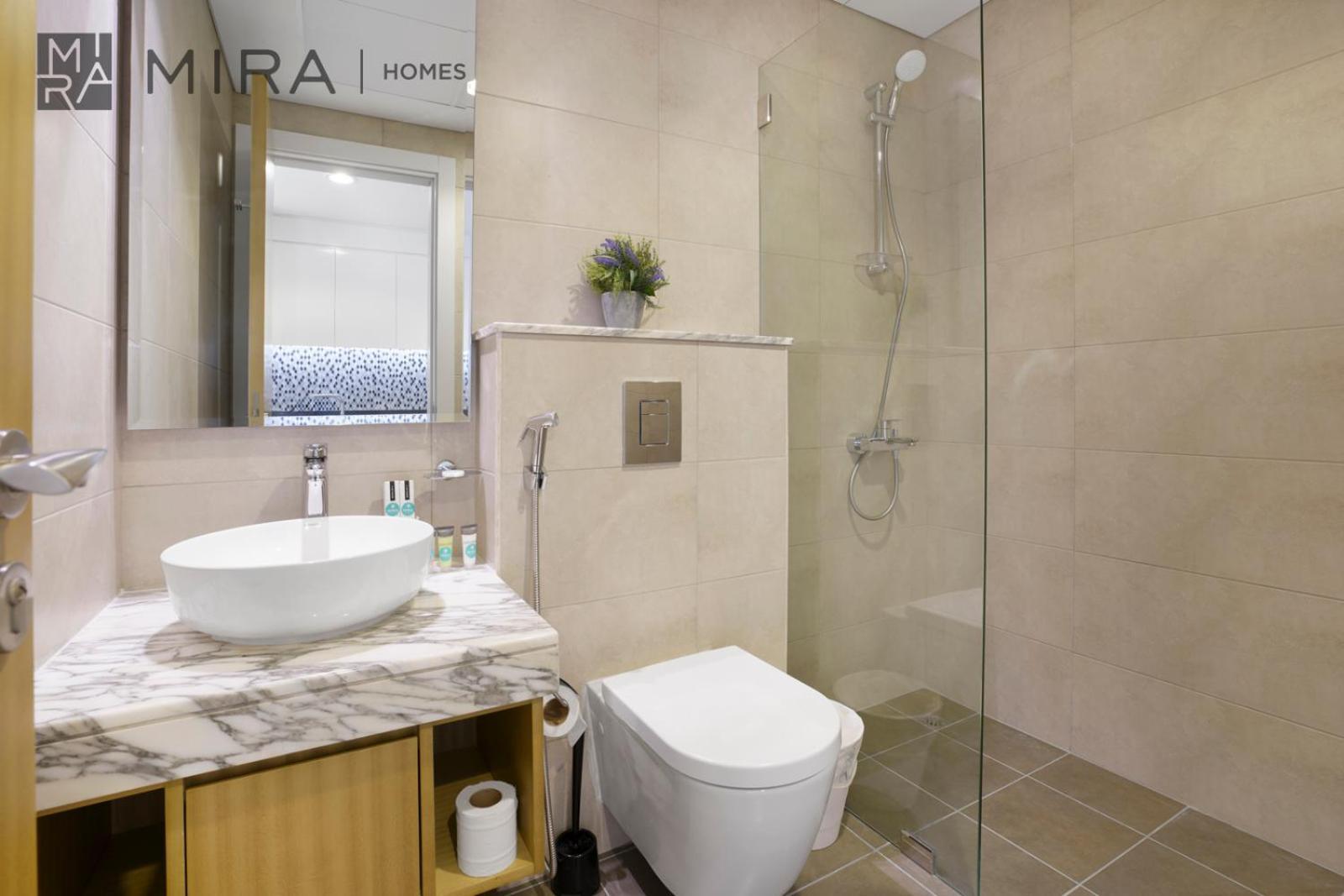 Mira Homes - Fully Furnished In Business Bay * Dubaï