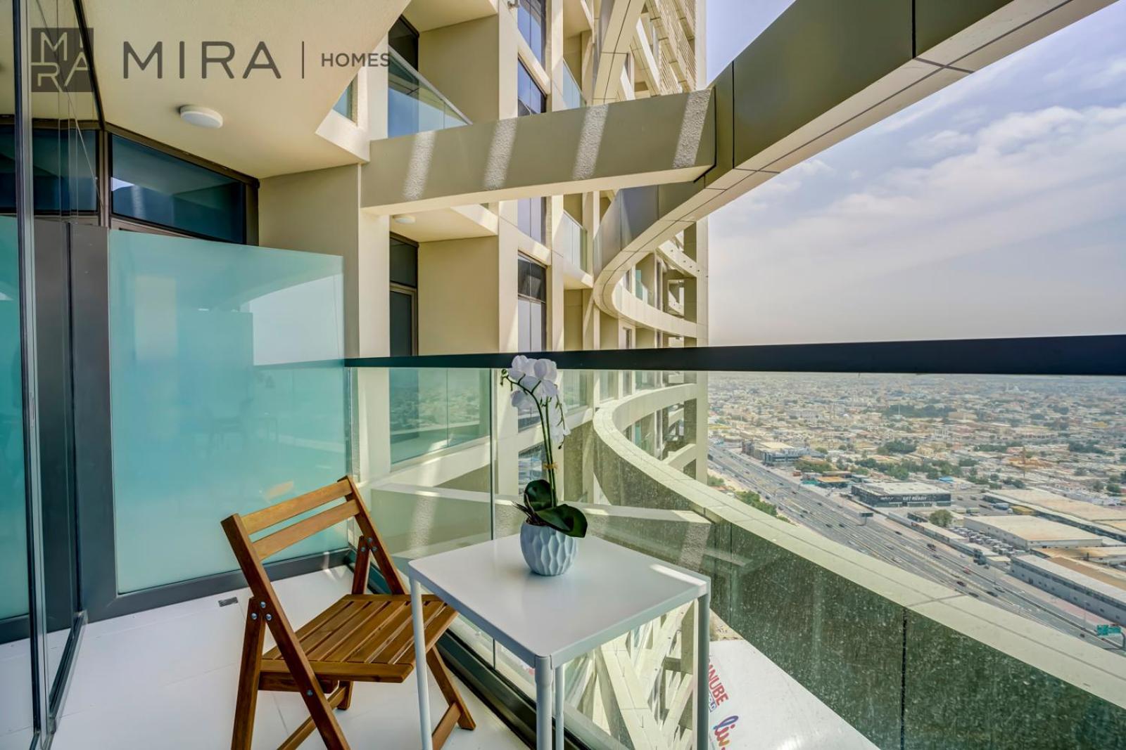 Mira Homes - Fully Furnished In Business Bay Appartement Dubaï