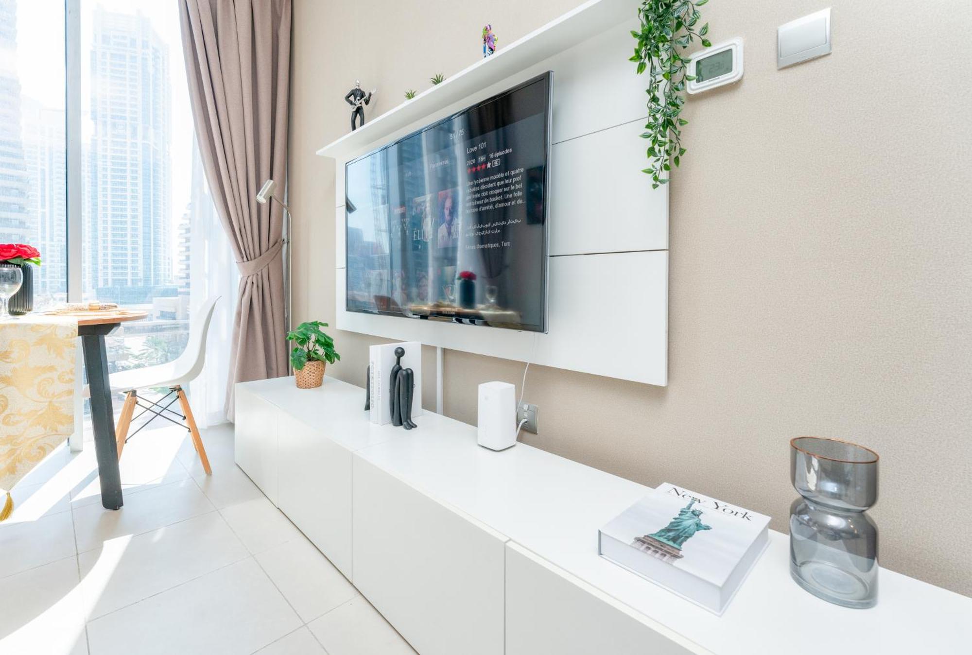 Apartment Cayan Tower - Of Choice