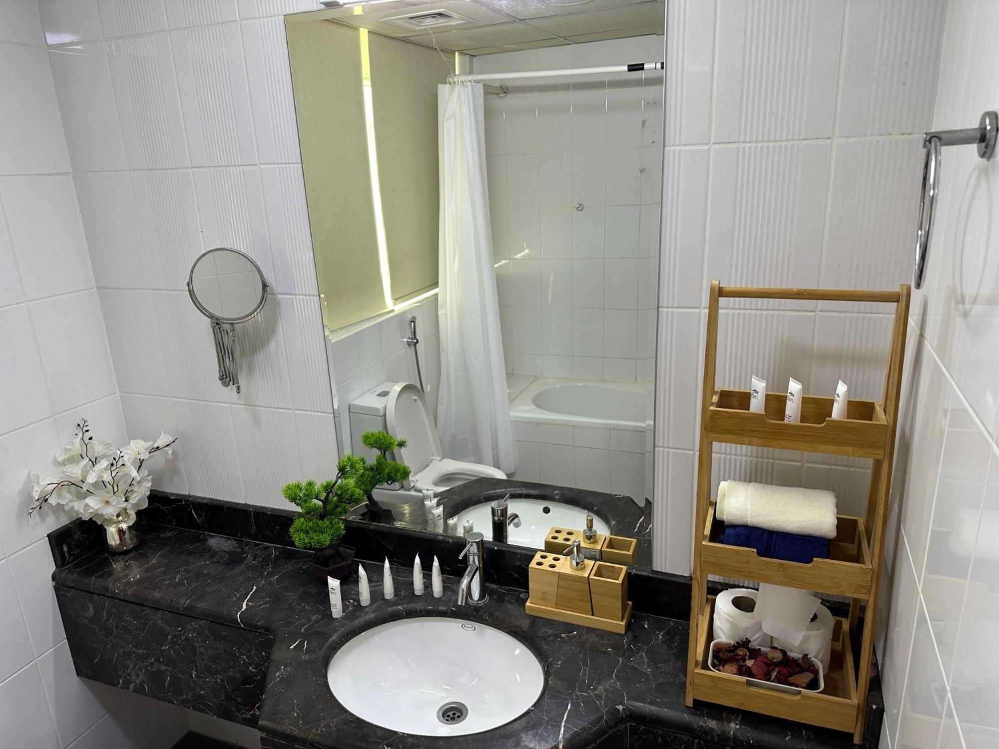 Cozy 2bhk Near Burj Khalifa Dubaï