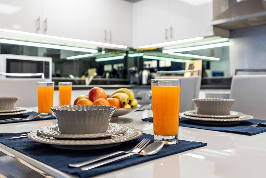 First Class 1br Modern & Stylish Living