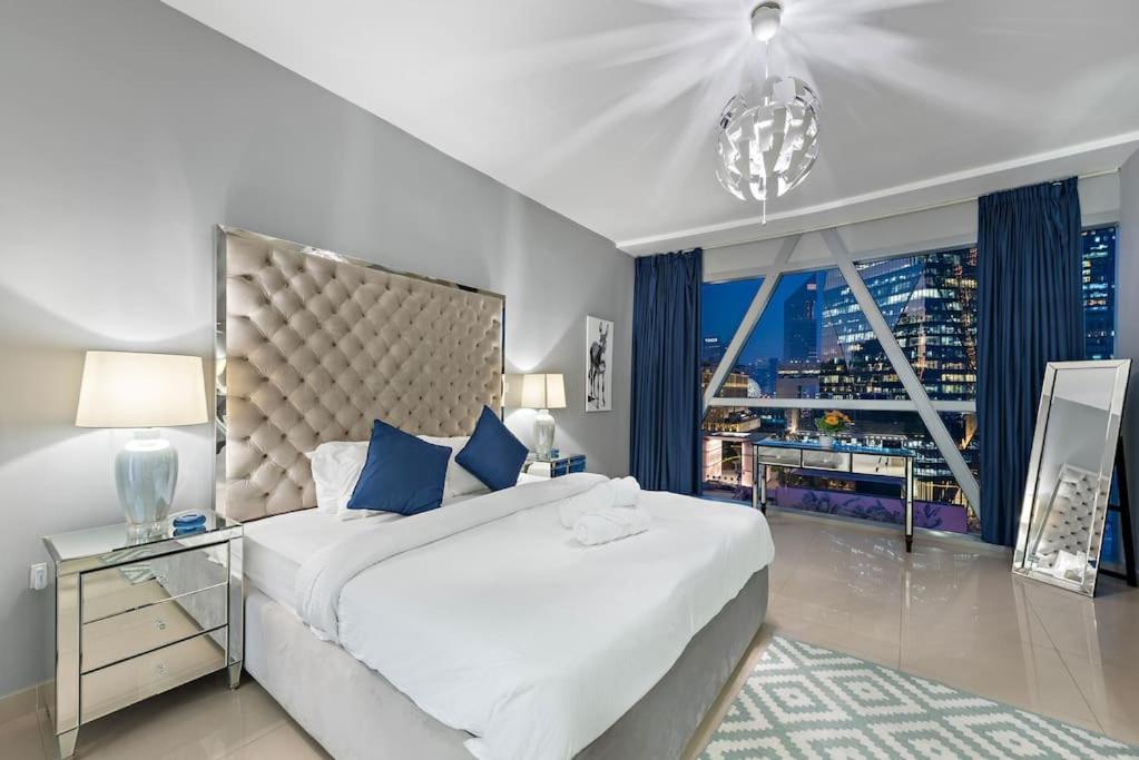 First Class 1br Modern & Stylish Living *