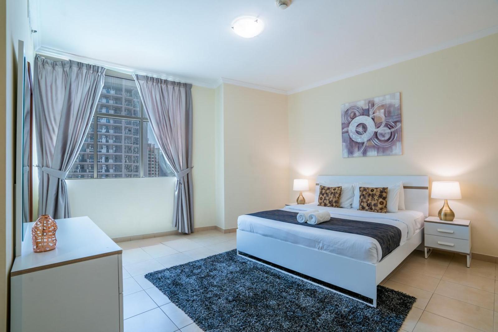 Appartamento Rh- Prime Location, Spacious 2br, Walk To Mall