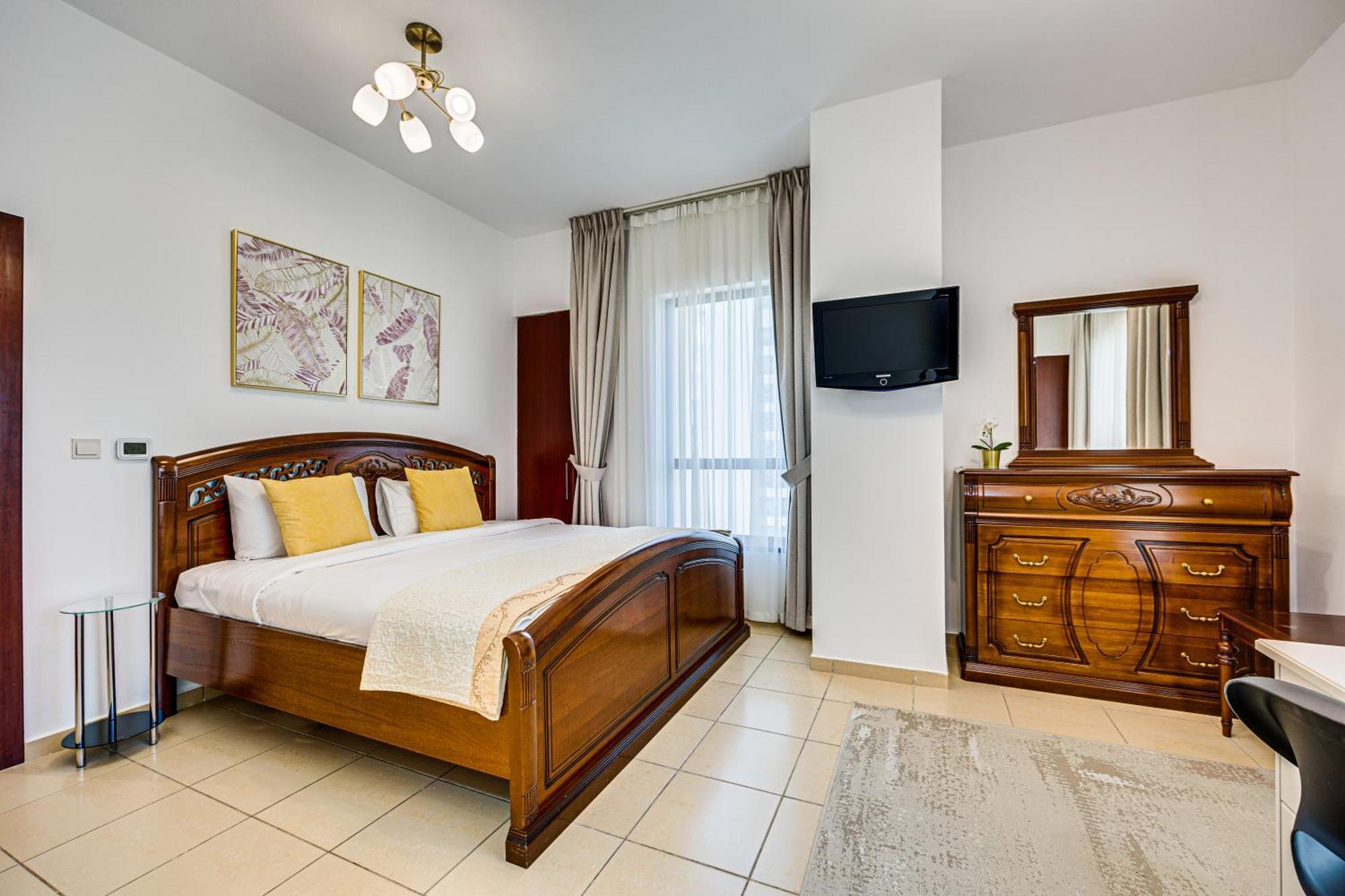 Wonderful 2 Bedroom In Jbr * Dubái