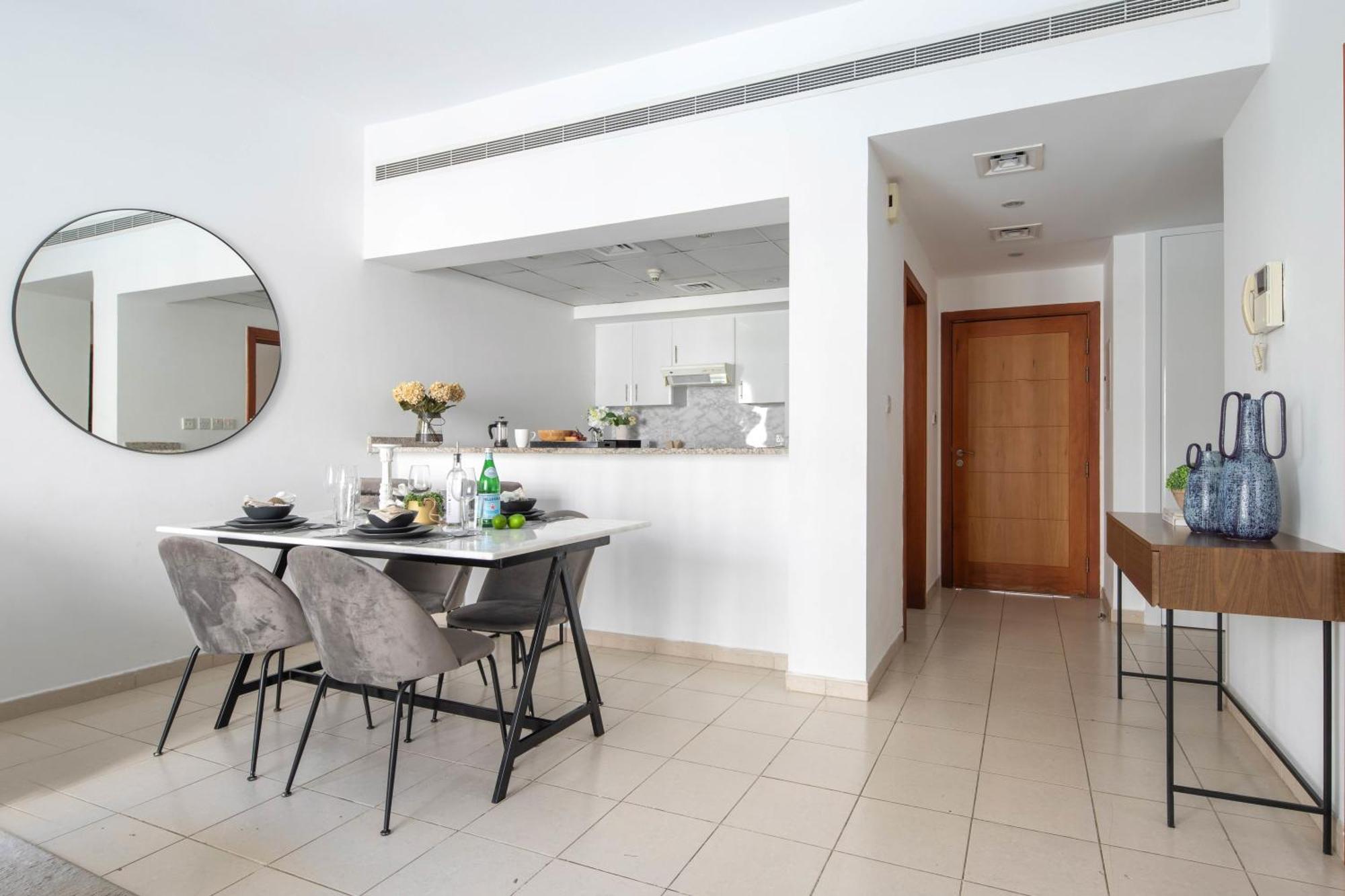 Frank Porter - Al Thayyal 2, The Greens Apartamento *