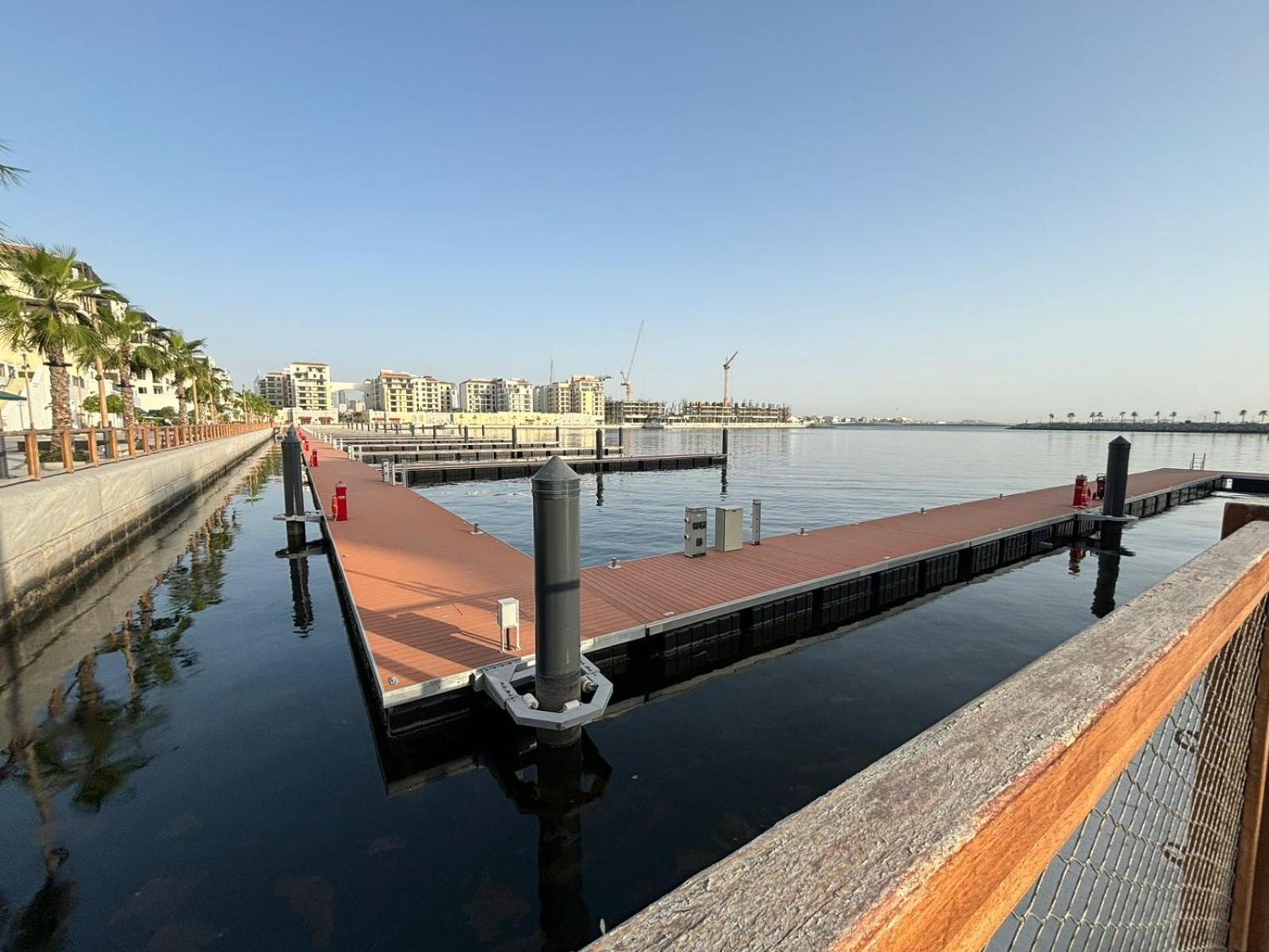 Lc22 - Elegant 1br With Beach Access In La Cote Building Apartment Dubai