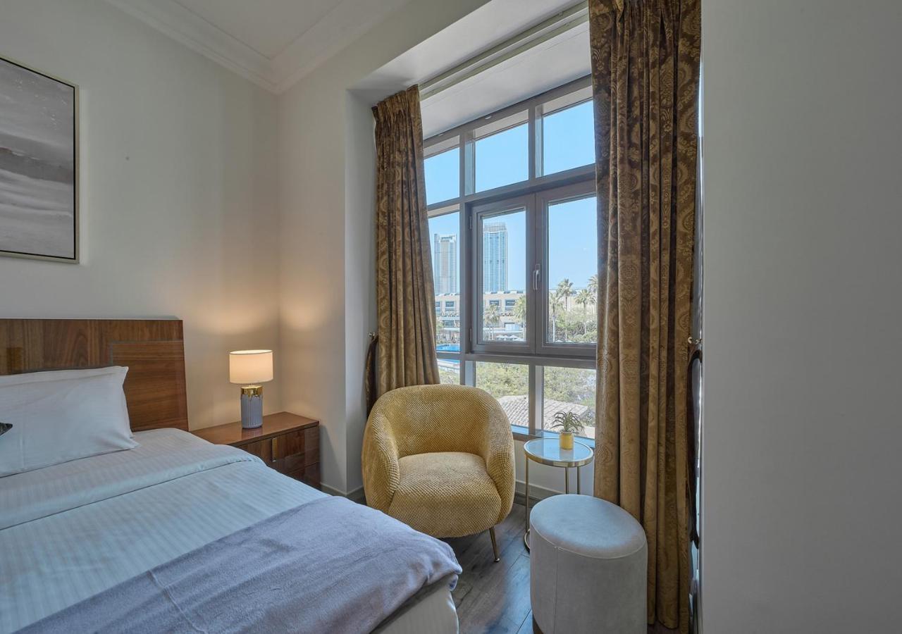Apartament Burj Khalifa Partial View Peak Living Luxury 2br Souk Al-bahar Beside Mall-golden Homes