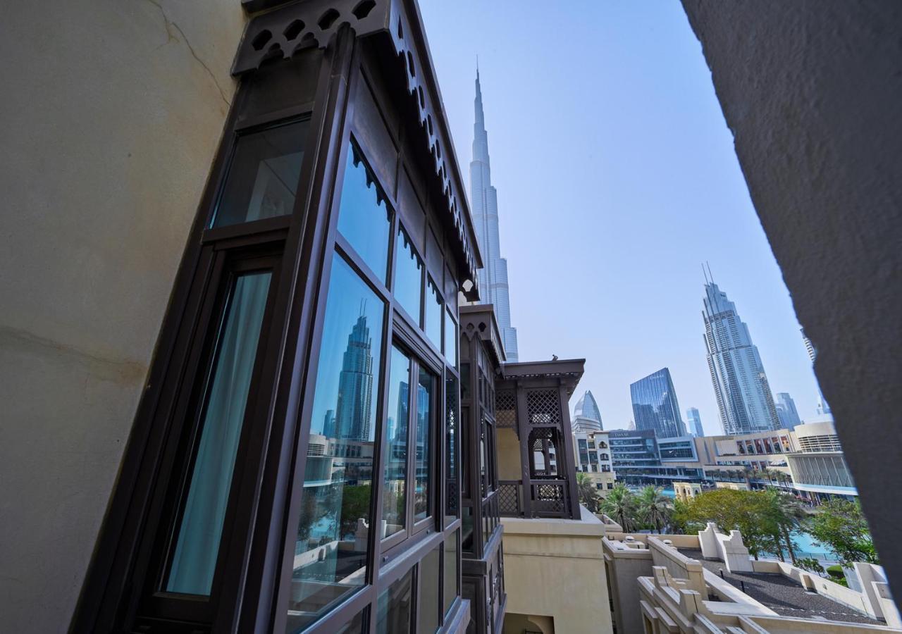 Burj Khalifa Partial View Peak Living Luxury 2br Souk Al-bahar Beside Mall-golden Homes Apartament *