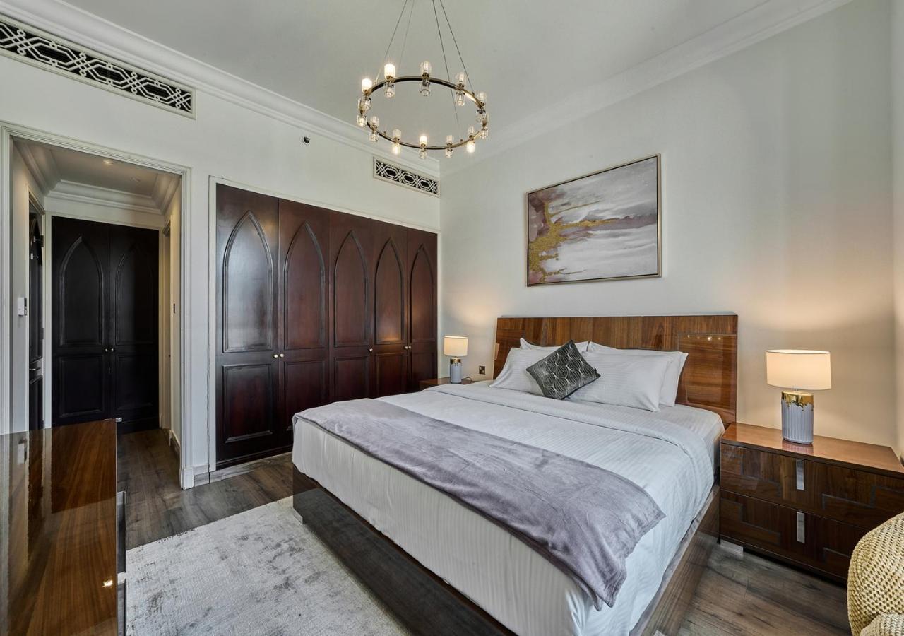 Apartament Burj Khalifa Partial View Peak Living Luxury 2br Souk Al-bahar Beside Mall-golden Homes *