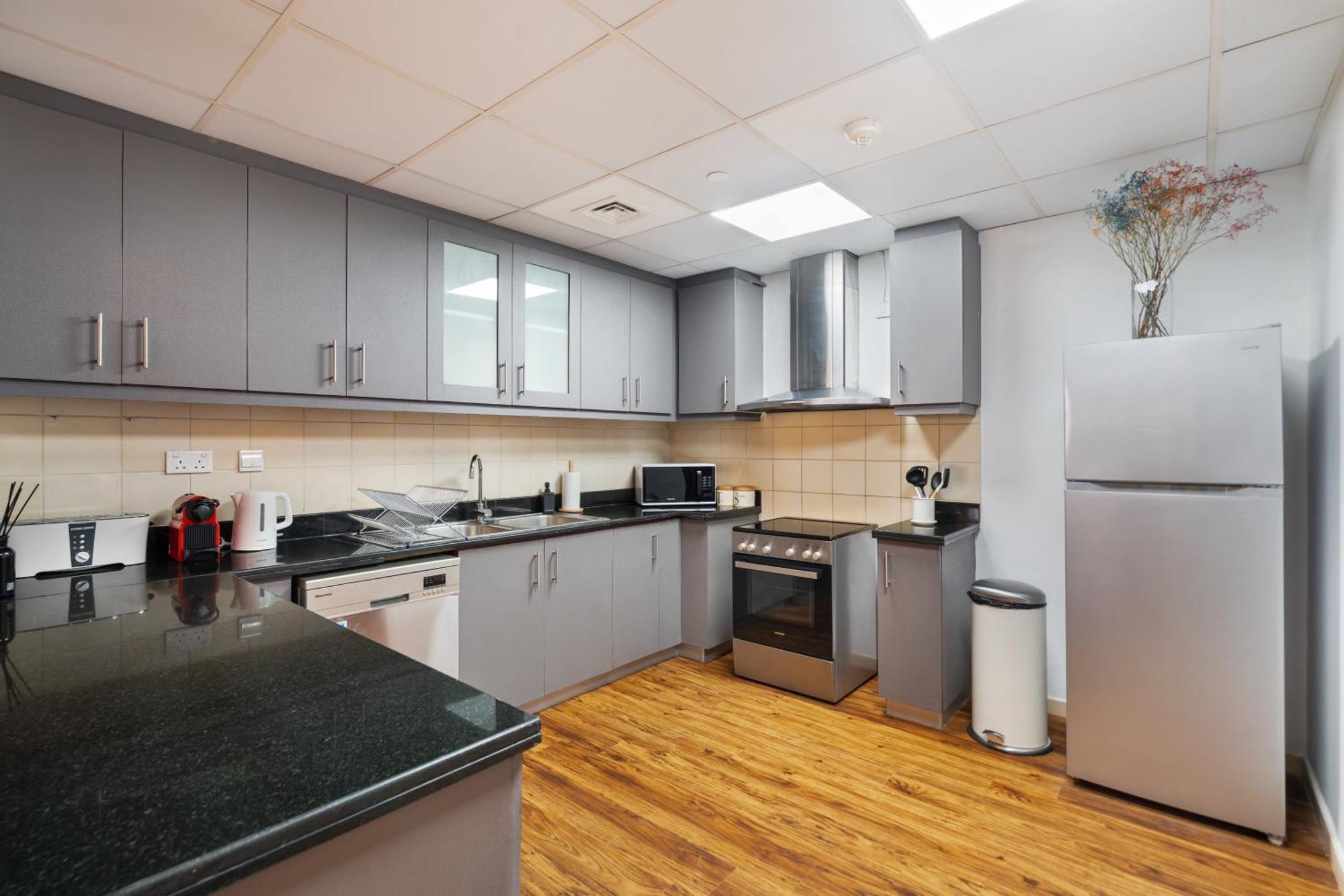 Apartamento Specious 5br Maid On Jbr Prime Location! Walk To The Mall, Dining & Entertainment - By Sunkissed Homes *