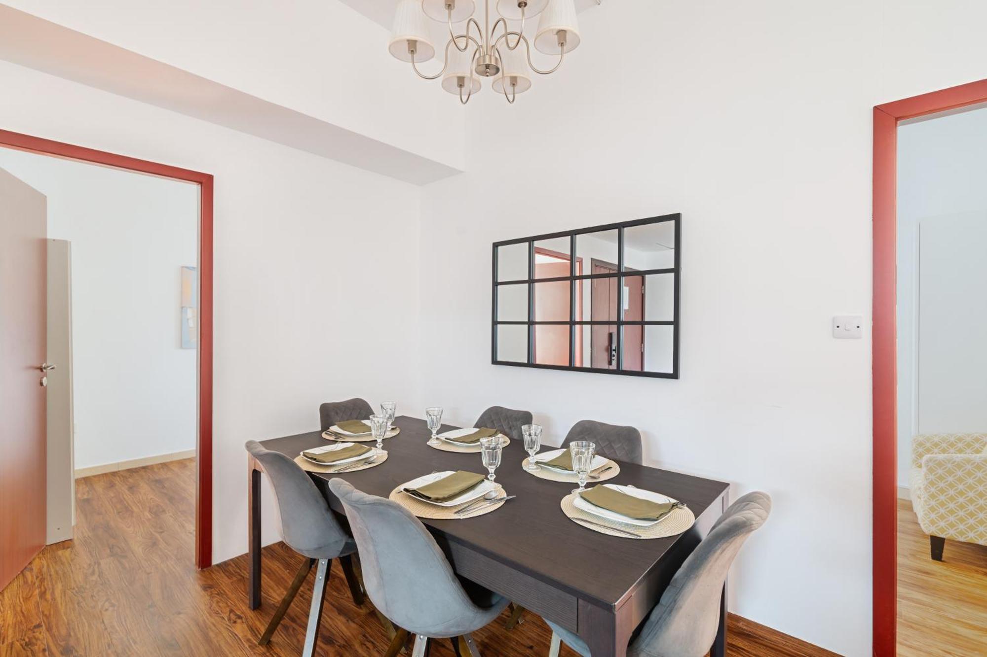 Specious 5br Maid On Jbr Prime Location! Walk To The Mall, Dining & Entertainment - By Sunkissed Homes Apartamento Dubái