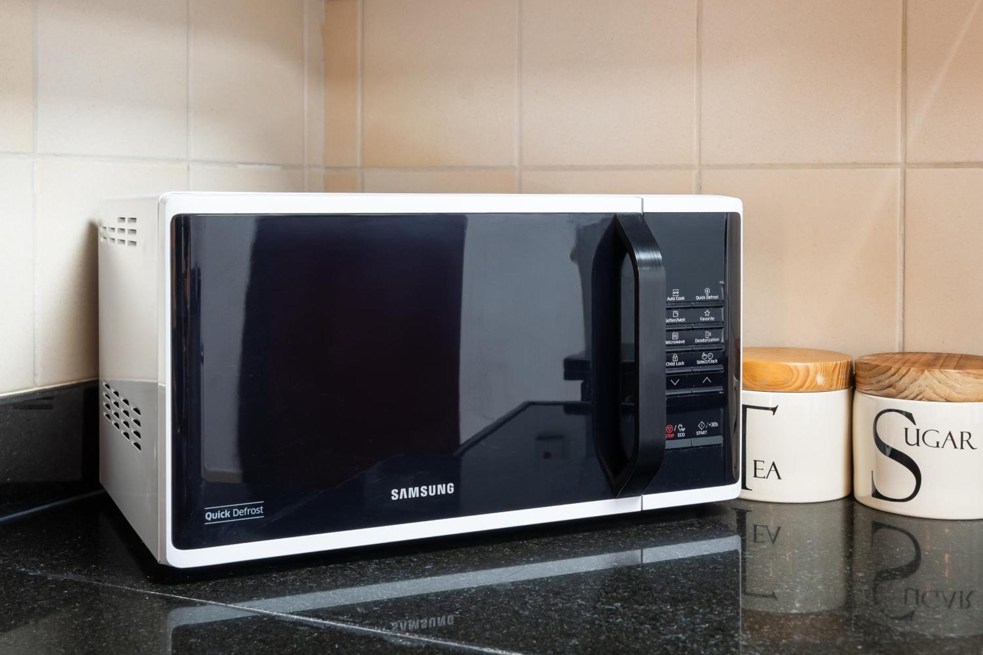 Apartamento Specious 5br Maid On Jbr Prime Location! Walk To The Mall, Dining & Entertainment - By Sunkissed Homes Dubái