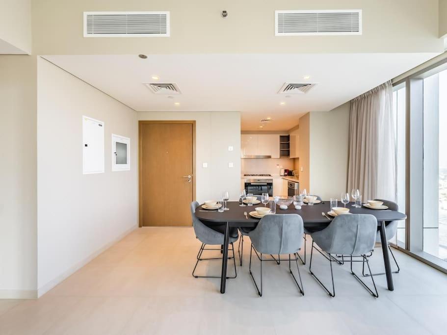 Fully Furnished With Mall Access * Dubaï