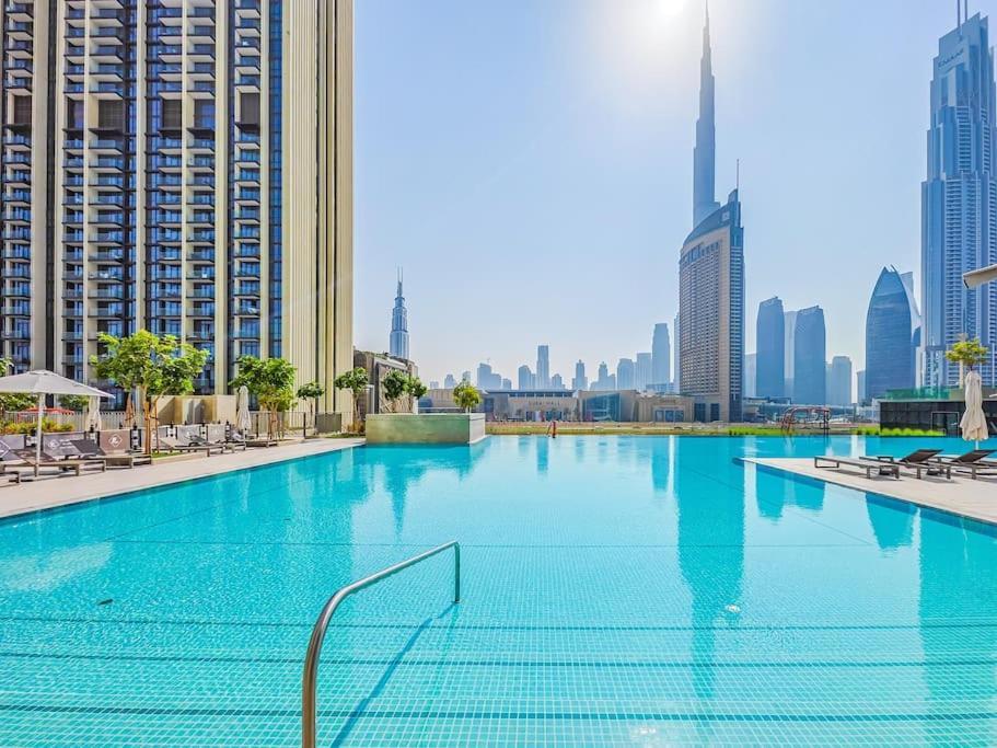 Appartement Fully Furnished With Mall Access