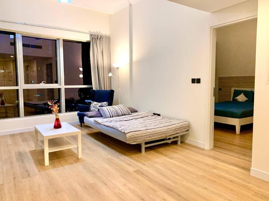 Ezhomes * Dubaï