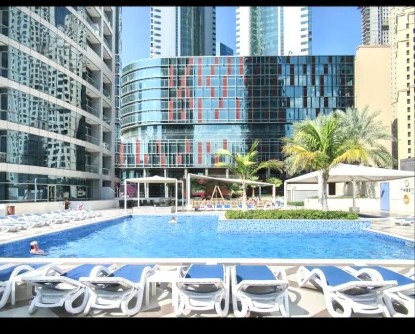 Appartement Ezhomes Dubaï