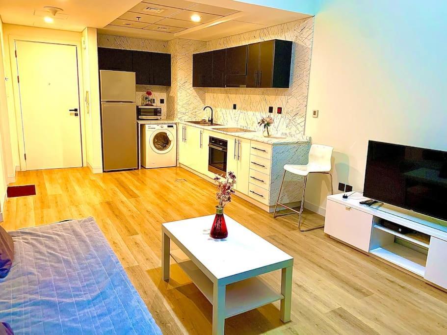 Ezhomes Appartement *