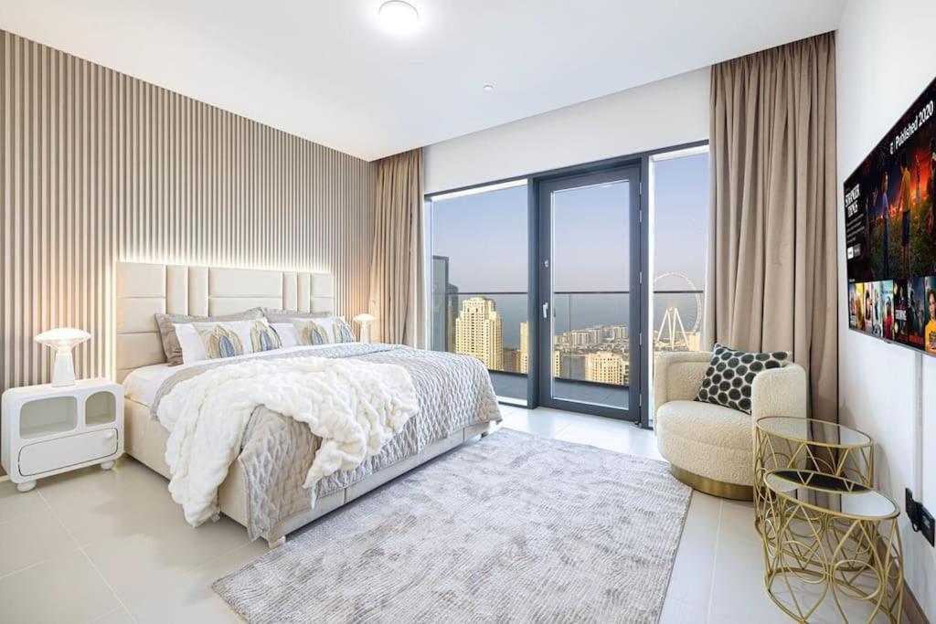 Luxury 3 Bedroom Vida High Floor * Dubaï