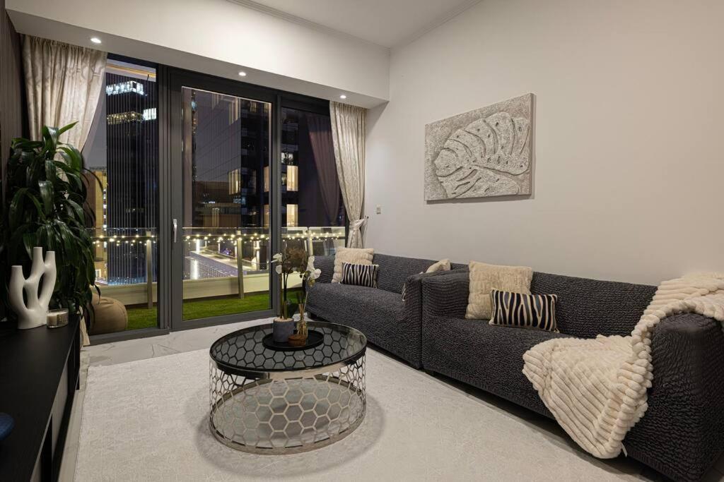 Luxe 2-bedroom In Heart Of Marina Dubaï