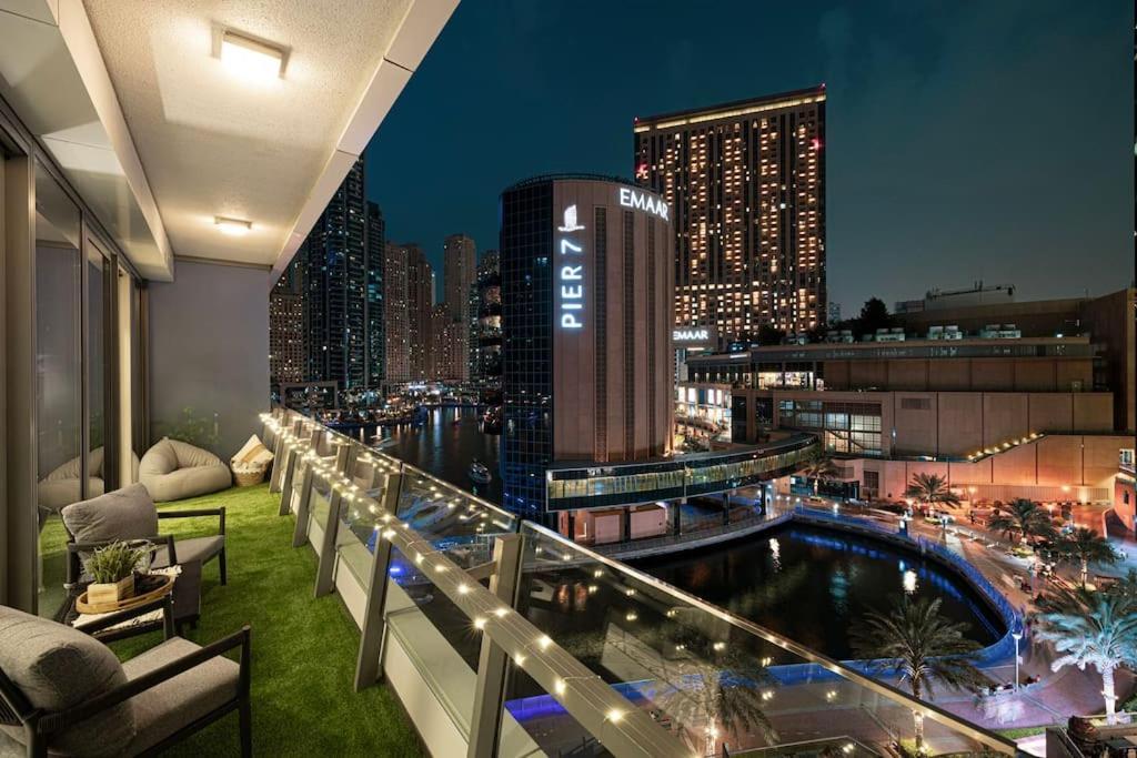 Appartement Luxe 2-bedroom In Heart Of Marina