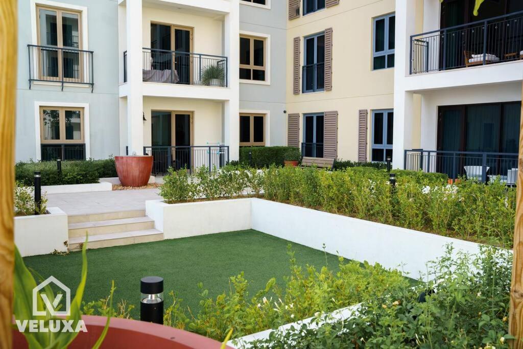 Veluxa - Stunning Sea View - Luxe 3 Bed In La Dubaï