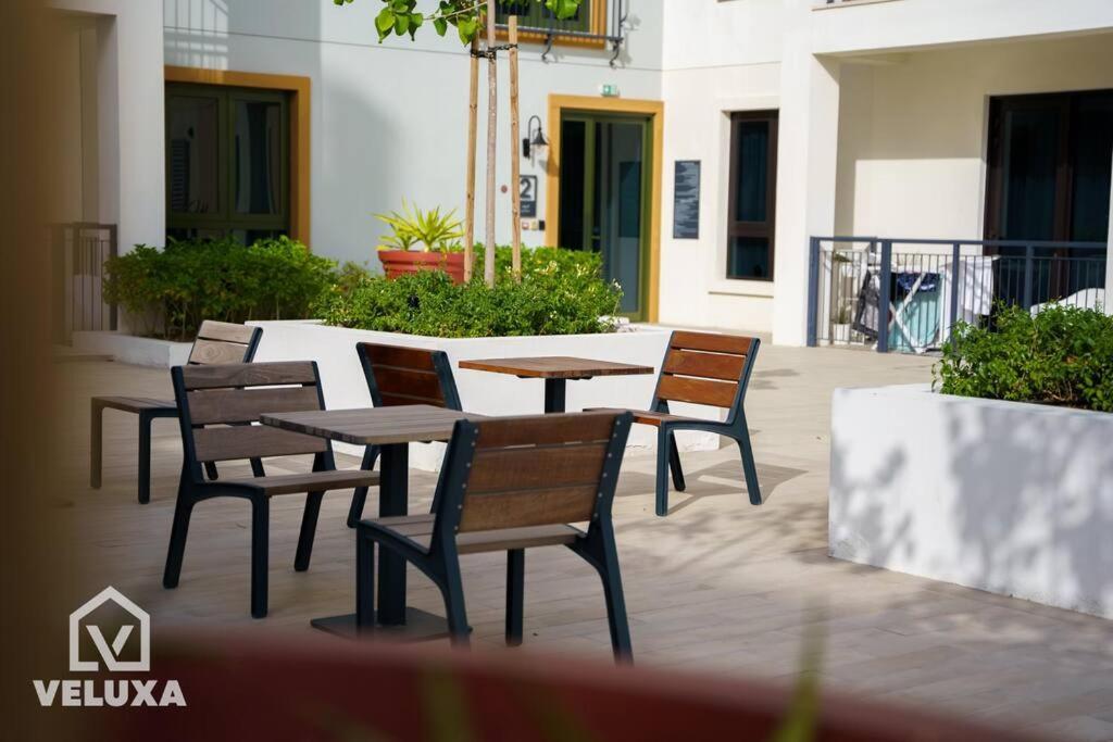 Veluxa - Stunning Sea View - Luxe 3 Bed In La * Dubaï