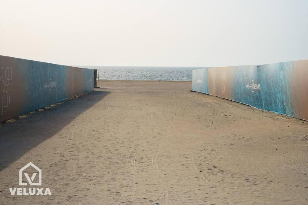 Veluxa - Stunning Sea View - Luxe 3 Bed In La Appartement