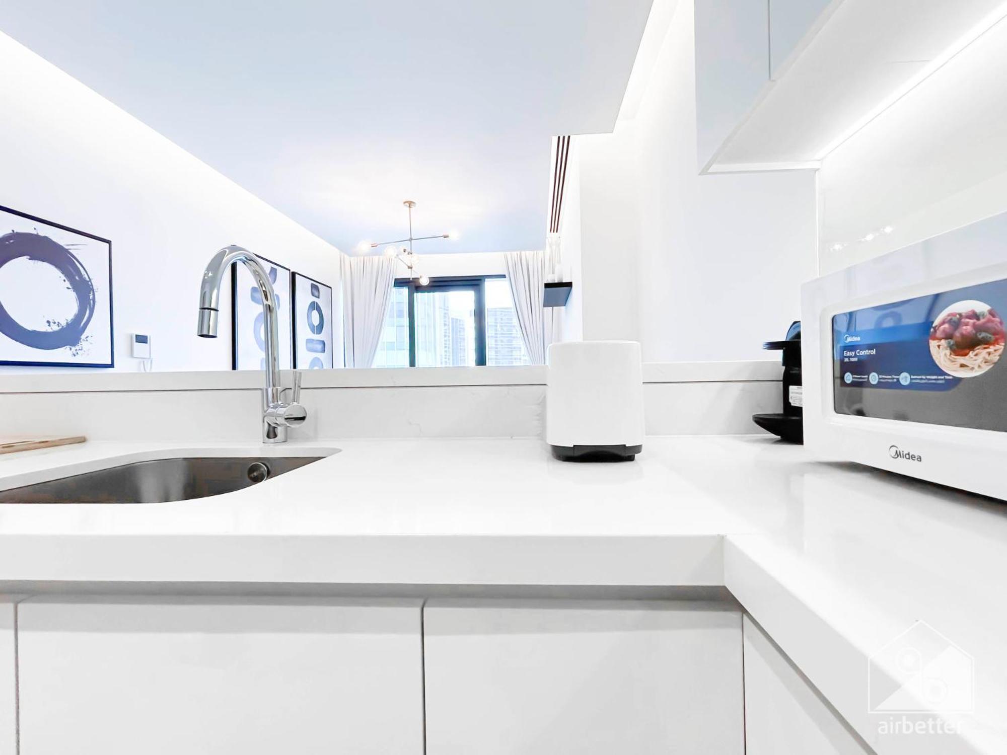 Modern 1-bedroom Haven In Ahad *