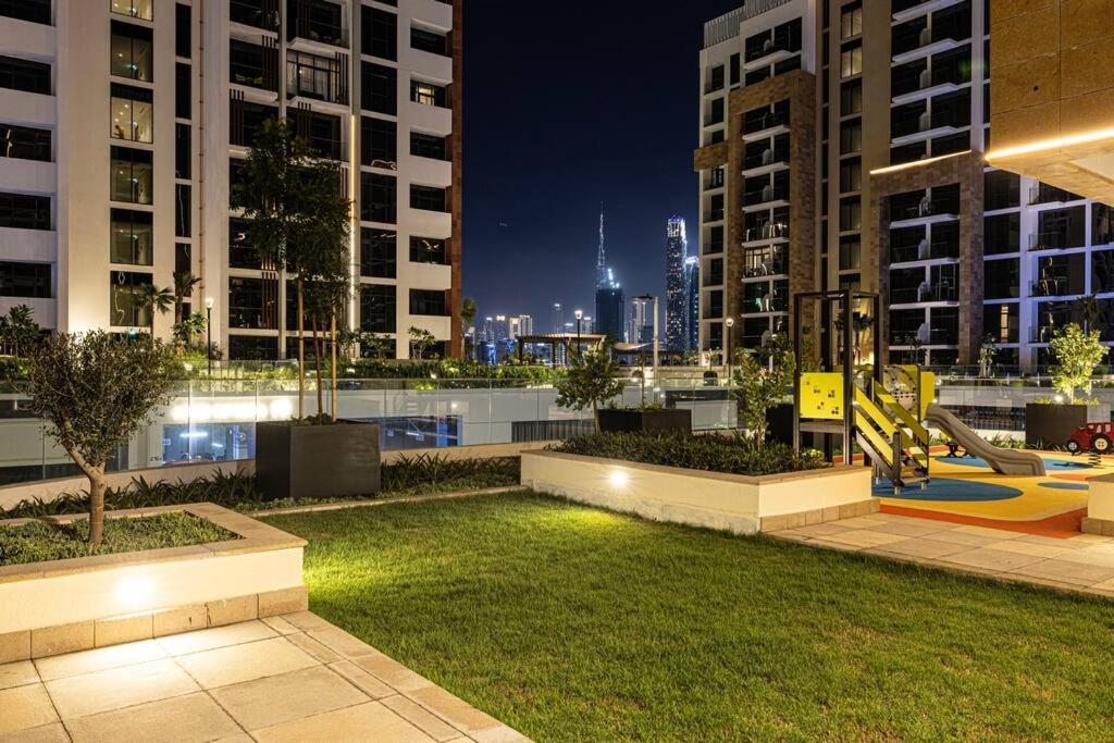 Appartement Modern Downtown & Burj Khalifa Views Dubaï
