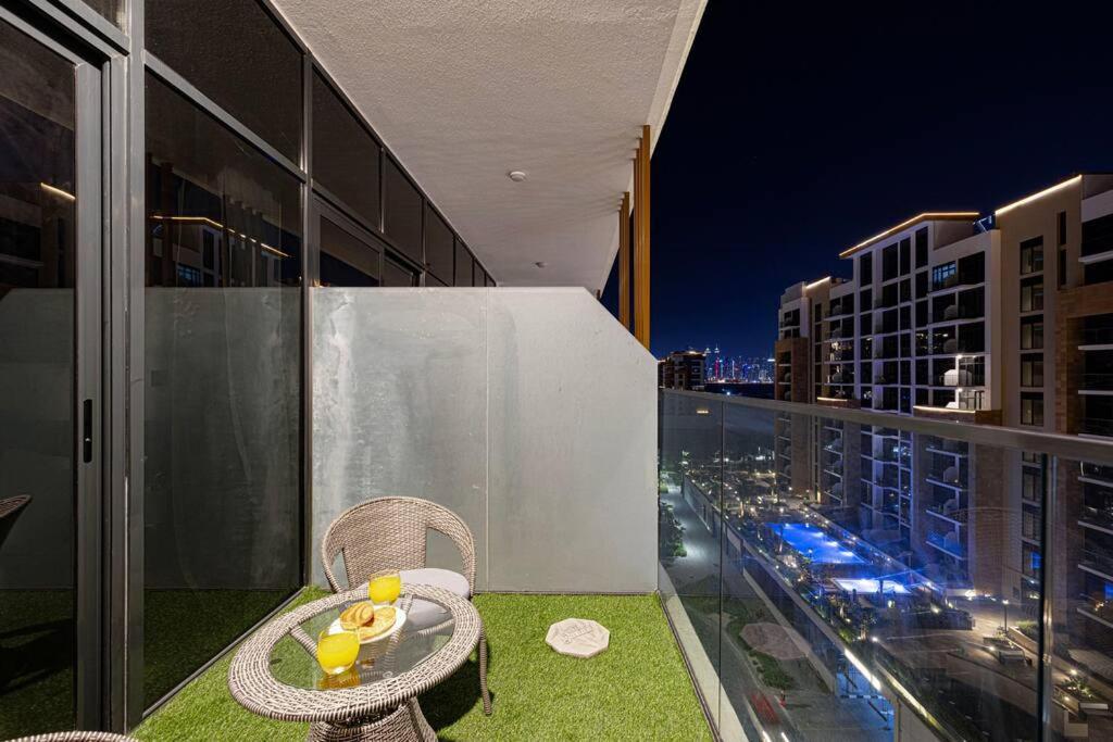 Modern Downtown & Burj Khalifa Views Appartement Dubaï