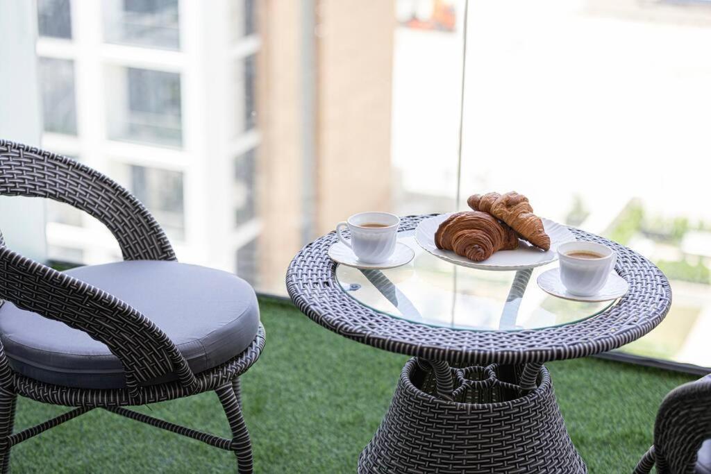 Modern Downtown & Burj Khalifa Views Appartement Dubaï