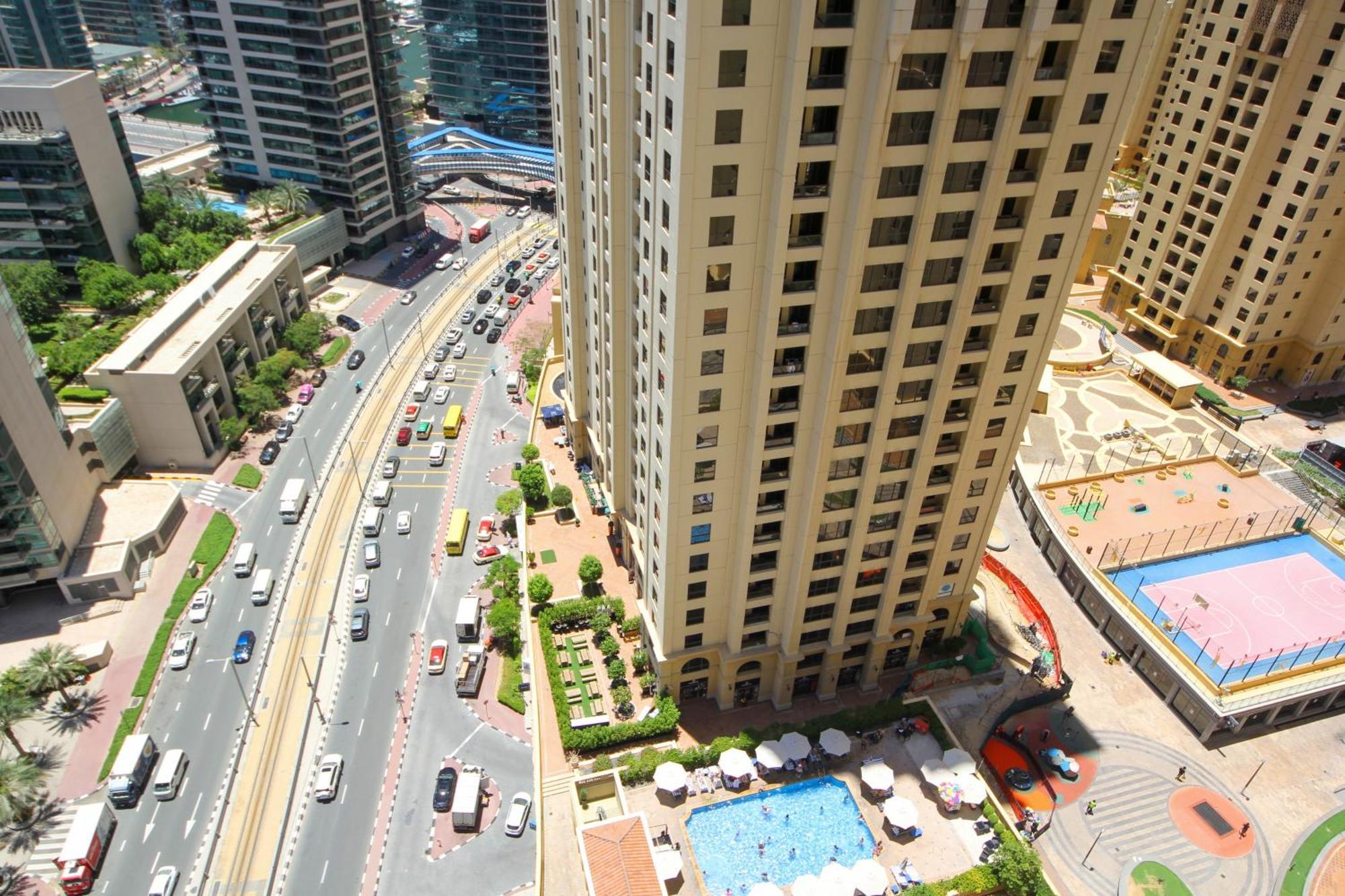 Elegant 1 Bhk In Jbr Near By Truebleu Apartamento