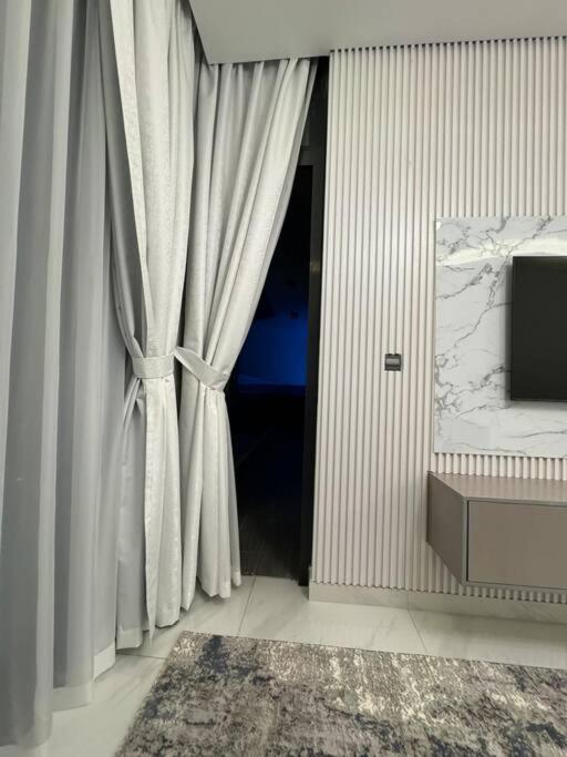 Apartamento Luxurious Private Pool Dubai