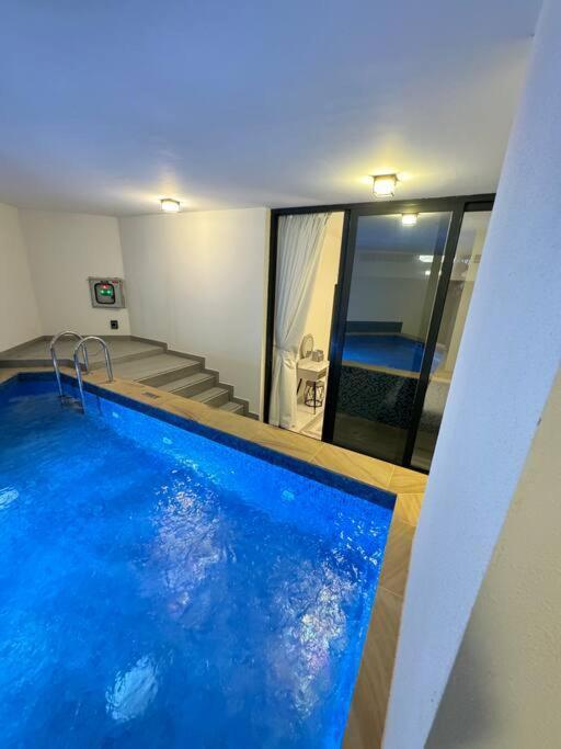 Apartamento Luxurious Private Pool Dubai