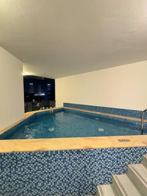 Apartamento Luxurious Private Pool Dubai