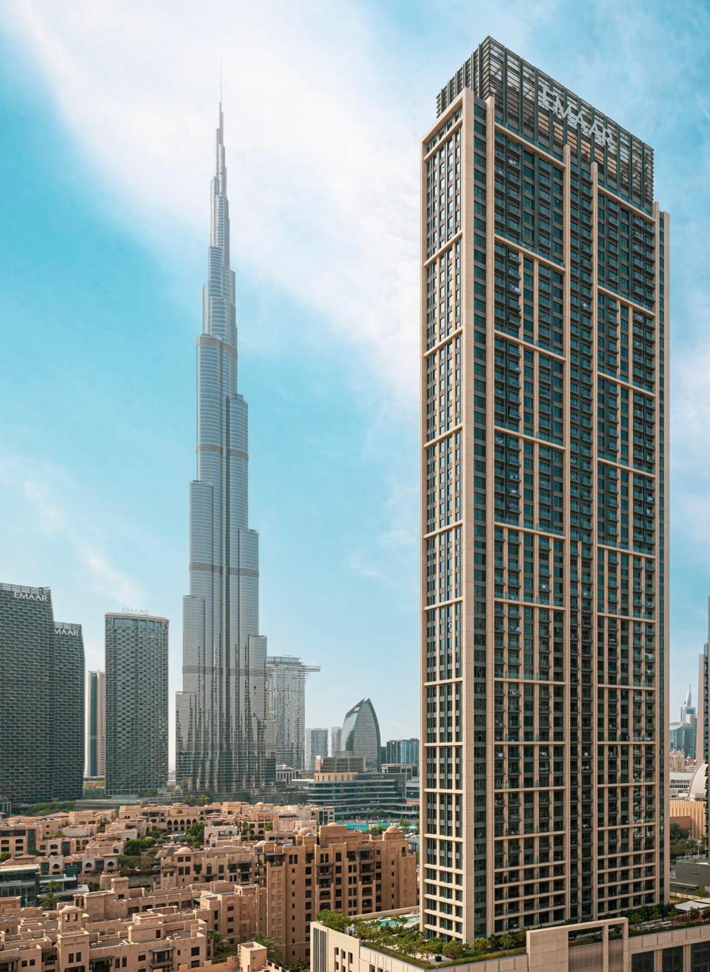 Stunning Burj And Fountain View - 2br Apartemen Dubai