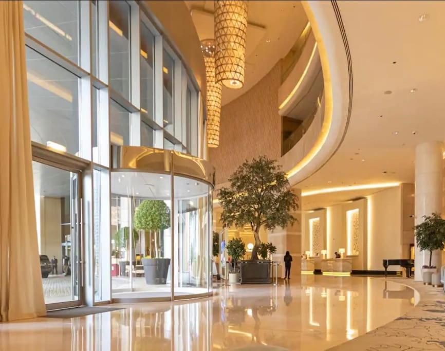 One Bedroom In Jw Marriott Marina