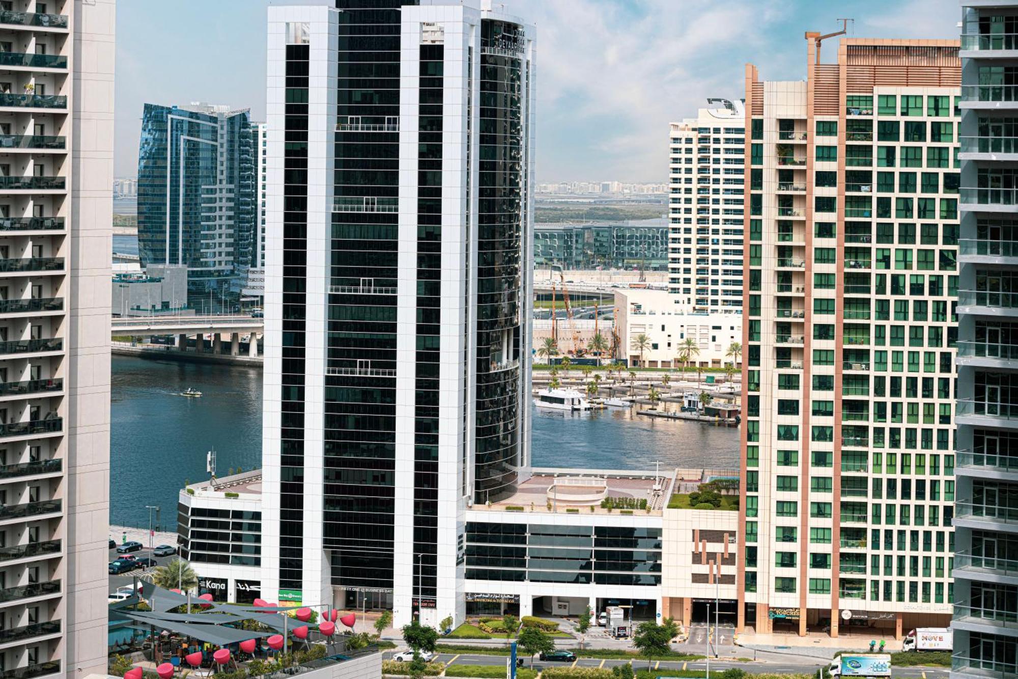 Stunning Burj And Fountain View - 2br Apartemen Dubai