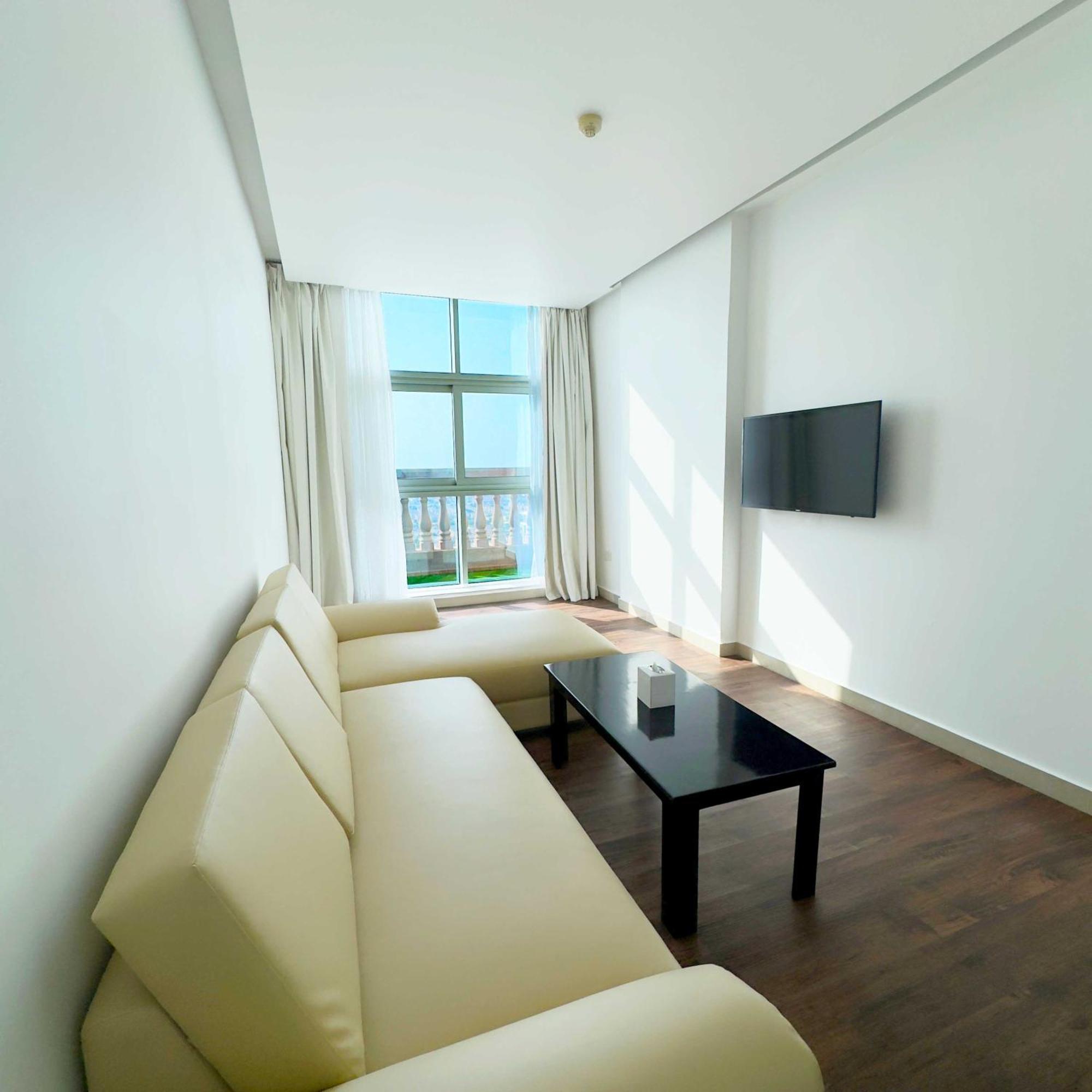 Emirates Grand Apartahotel
