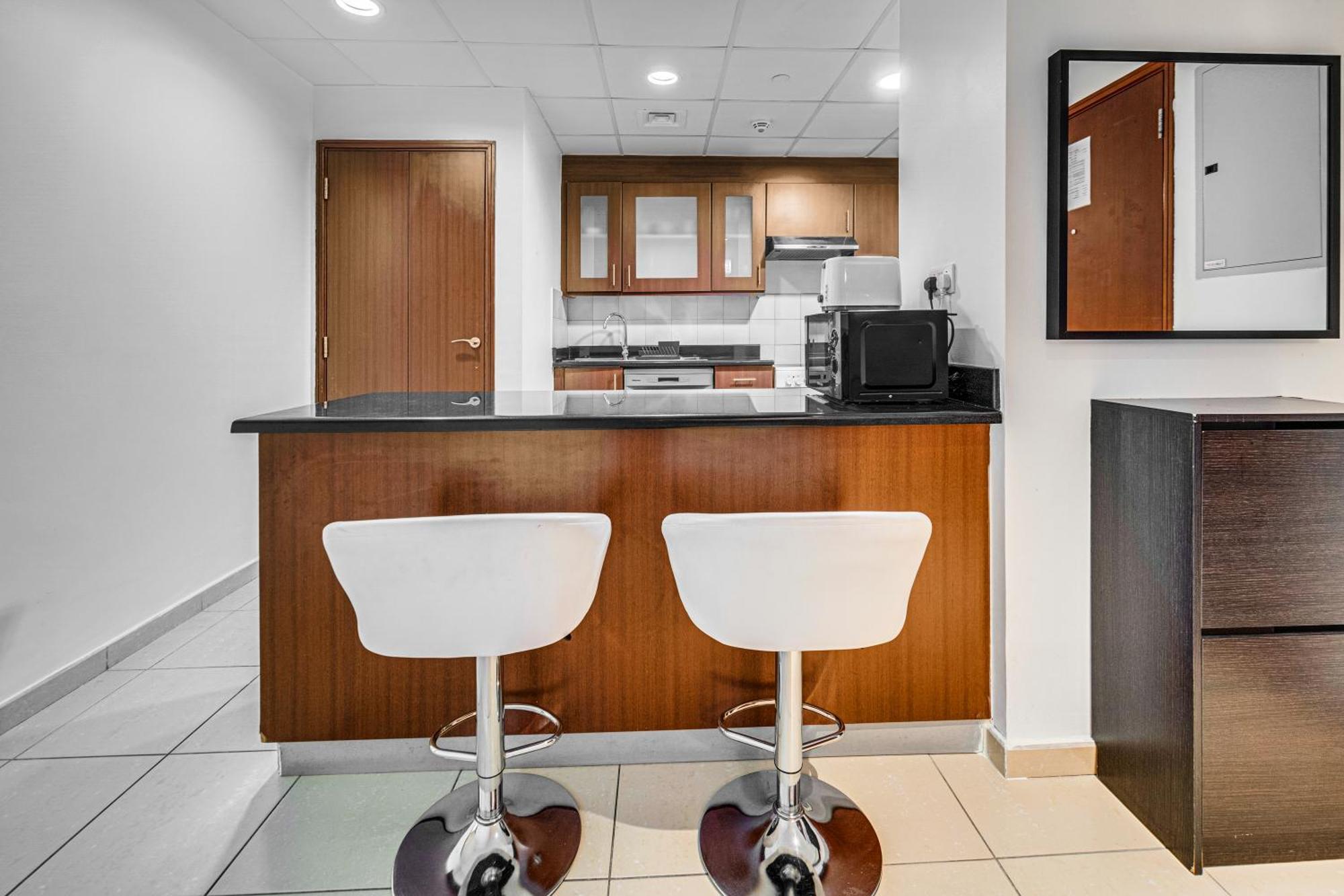 Apartment Wonderful 2bd Near The Sadaf Jbr Dubai