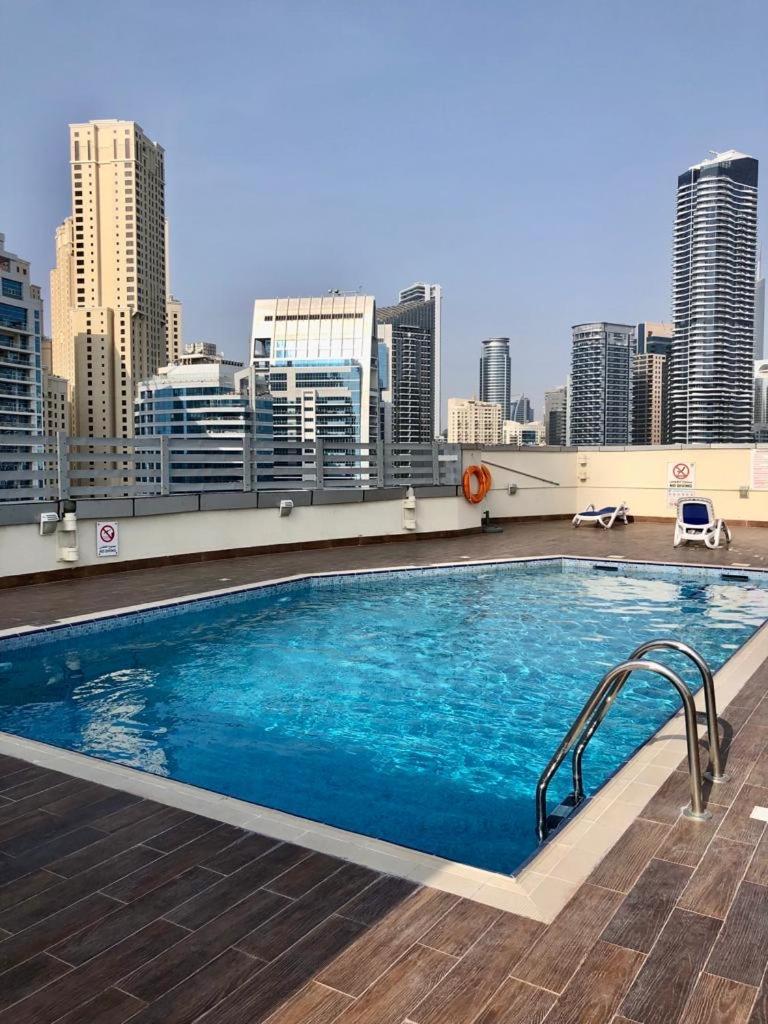 Appartamento Wonderful Two Bed With Full Marina View