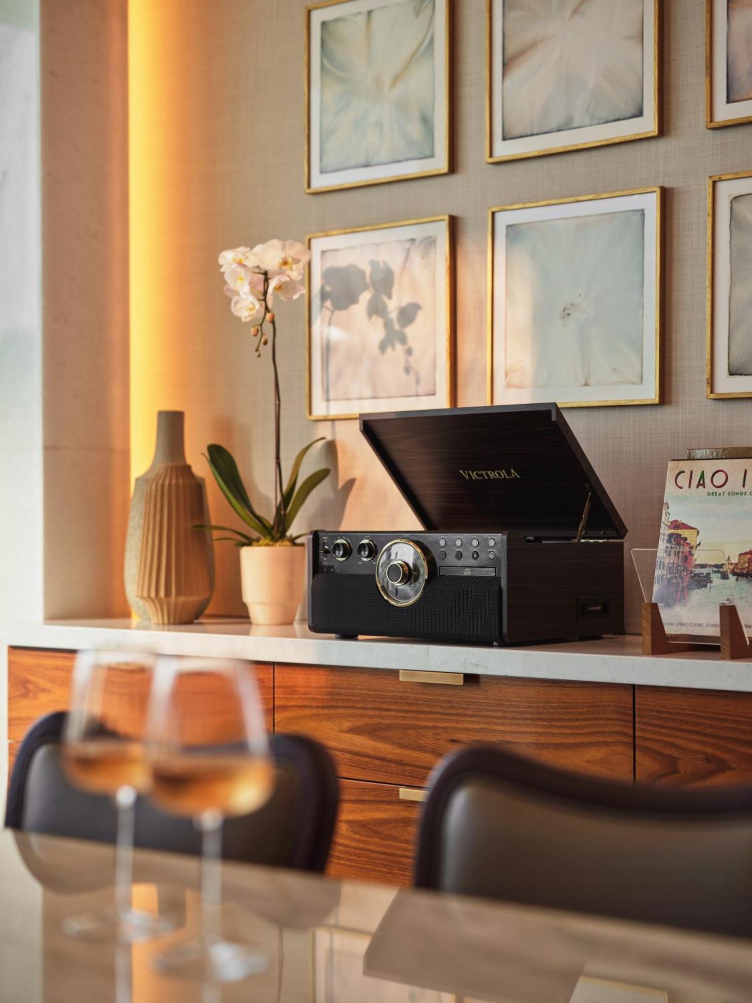 Hotel The Lana - Dorchester Collection