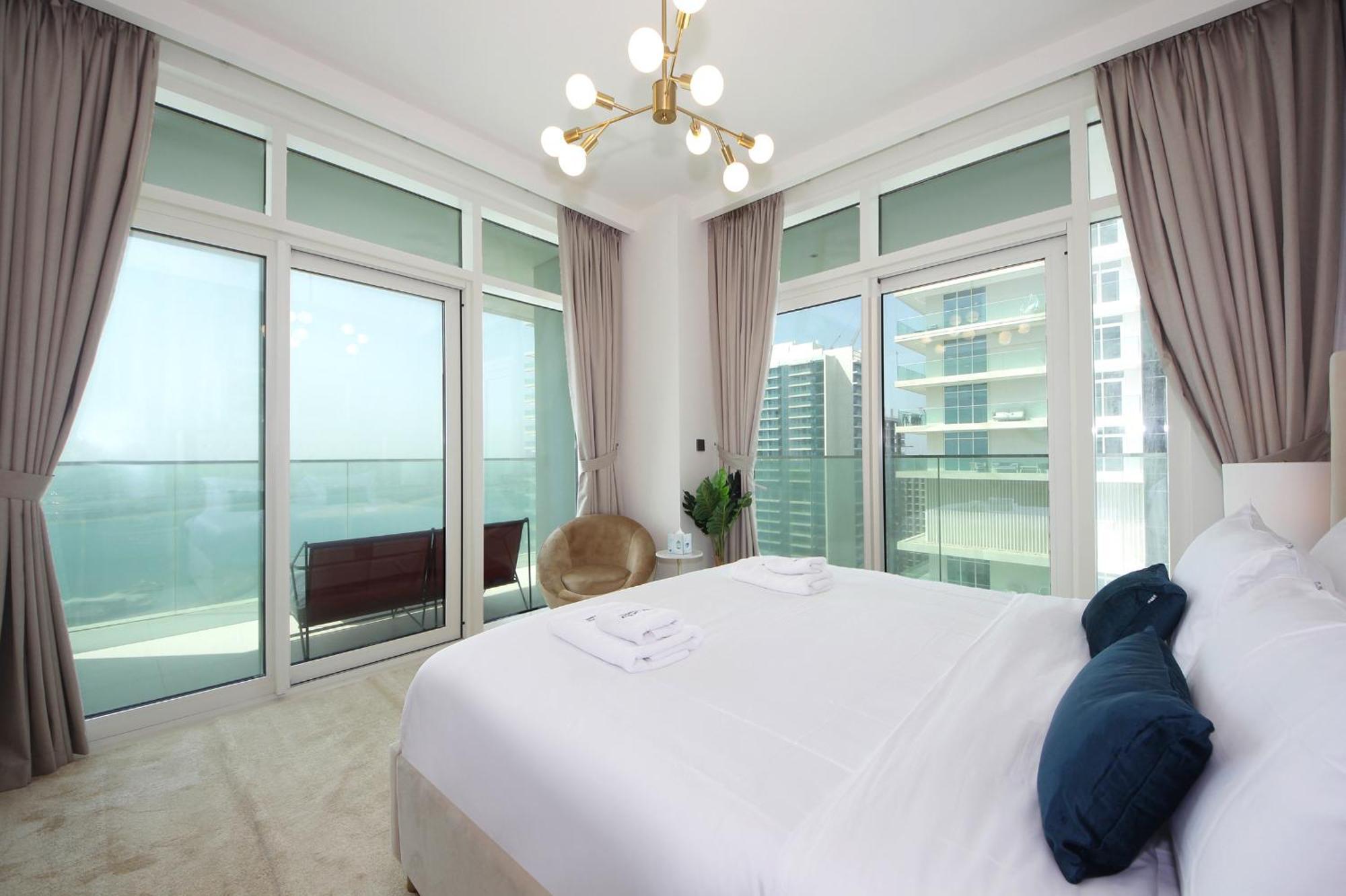 Incredible Sea View 2bhk - Private Access - Emaar Beachfront * Dubaï