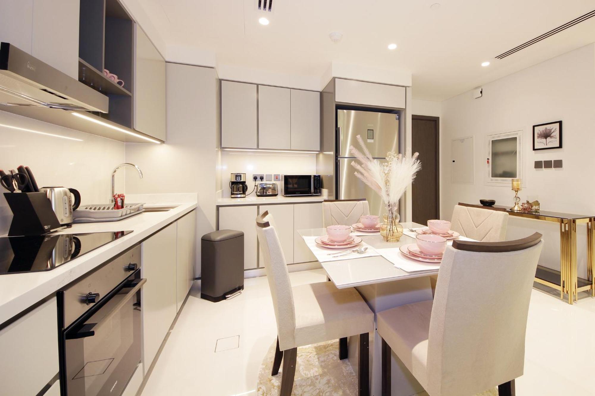 Incredible Sea View 2bhk - Private Access - Emaar Beachfront * Dubaï