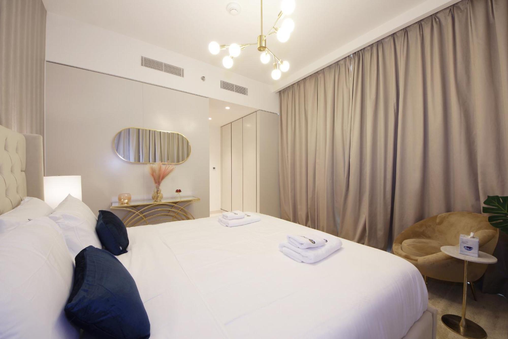 Incredible Sea View 2bhk - Private Access - Emaar Beachfront Appartement