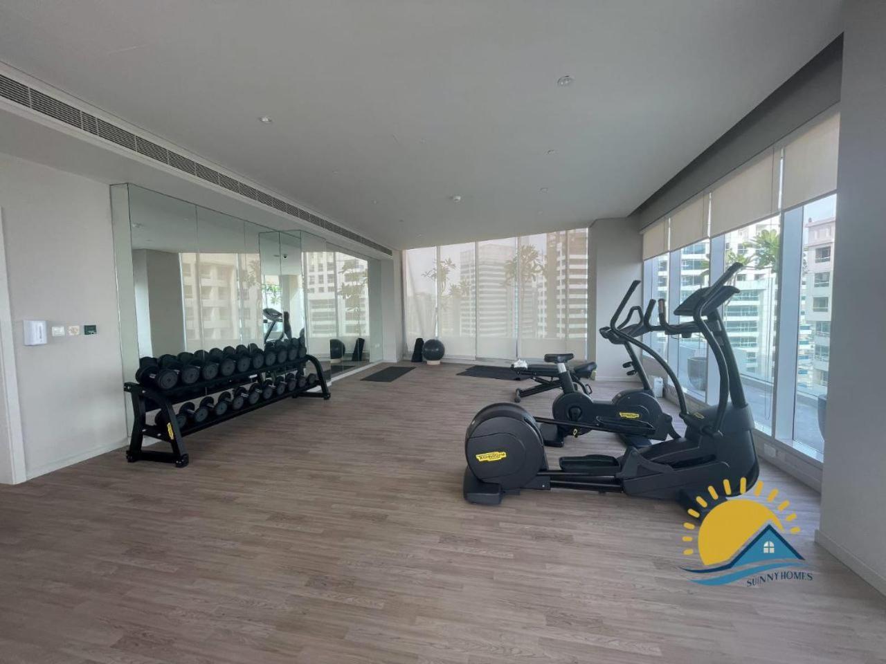 Appartement Marina Walk Gem Modern With Pool & Gym Access, Steps To & Metro *